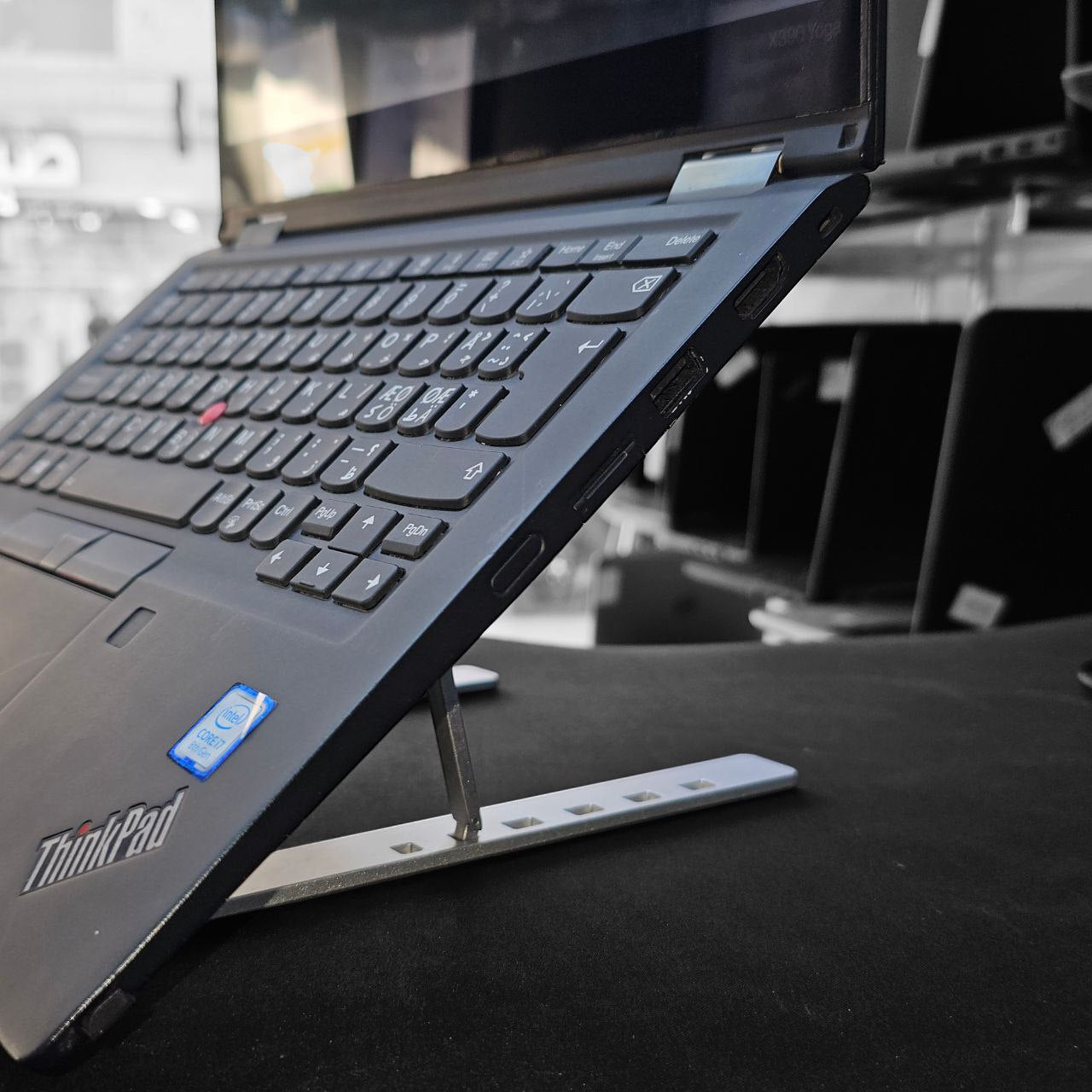 Lenovo X390 Yoga