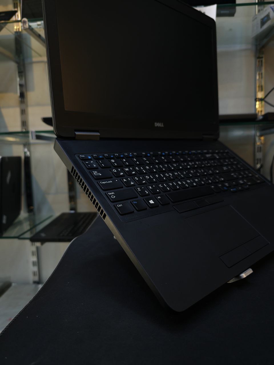 Dell Latitude 5570
